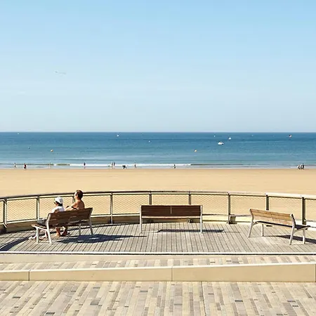 Avec Balcon, Wifi, Et Parking Proche - Fr-1-92-616