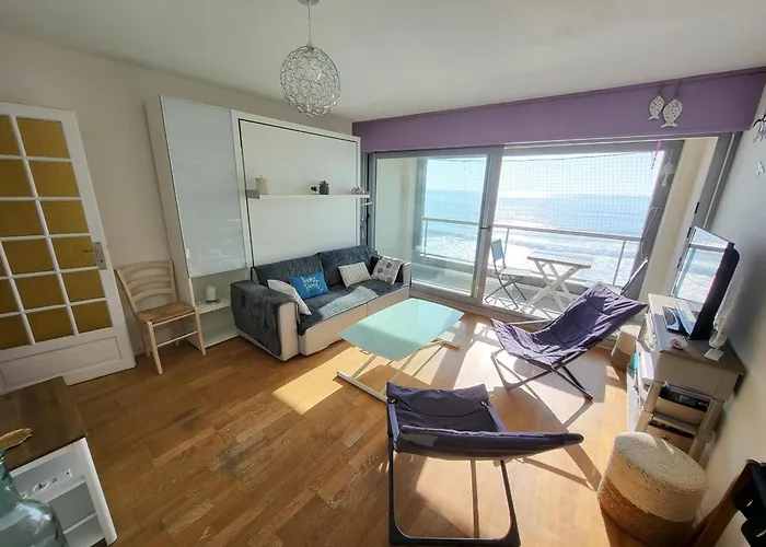 Avec Balcon, Wifi, Et Parking Proche - Fr-1-92-616